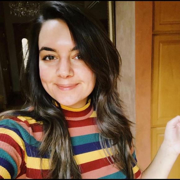 Meet your Posher, Michelle - Picture 1 of 1